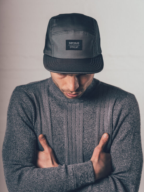 Serious Spincap | silvergrey