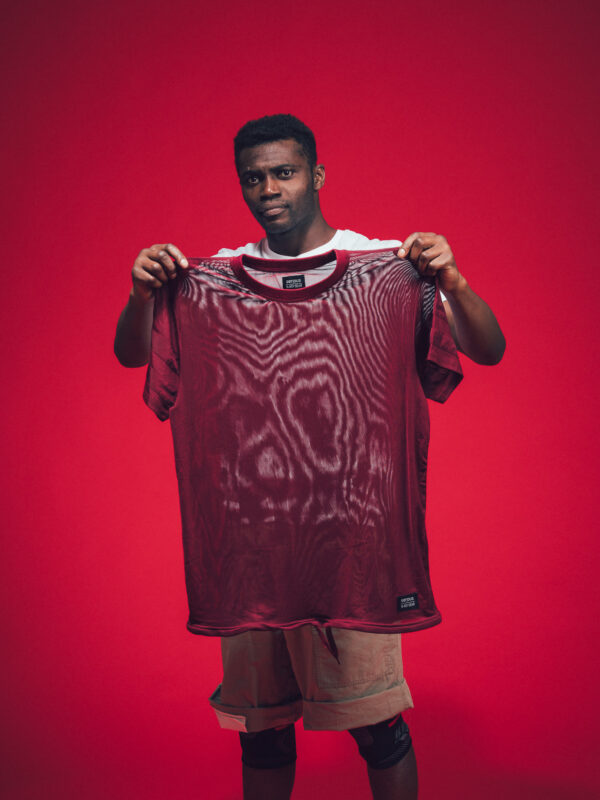 Serious BeeVeeDee – bordeaux